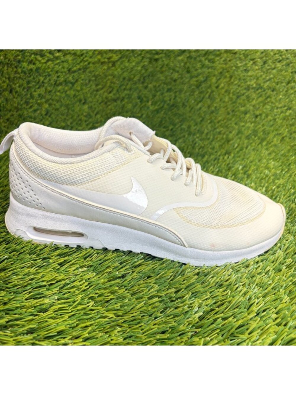 Nike Air Max Thea Womens Size 8 Ivory Athletic Running Walking Shoes Sneakers